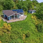 Gjuro - 800m From The Sea By Interhome Holiday home