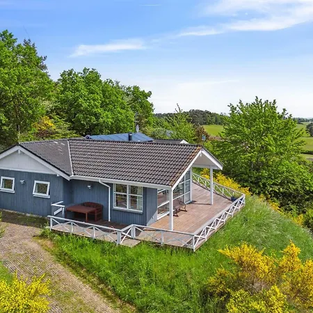Gjuro - 800m From The Sea By Interhome *